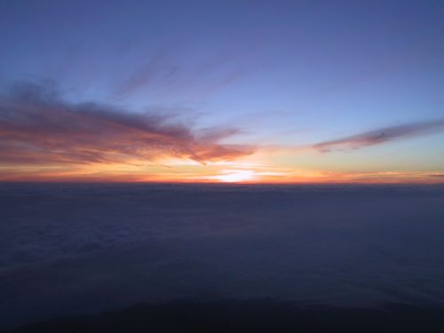 זריחה מעל העננים, הר פוג'י